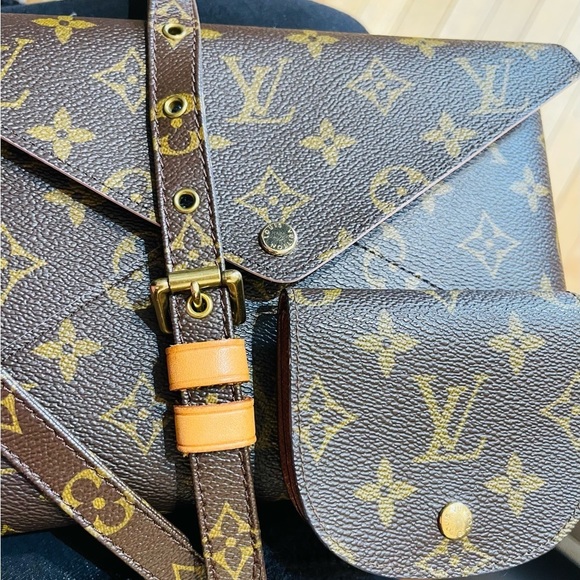 New Louis Vuitton Large kirigami ,change purse , strap & insert . - Picture 3 of 16
